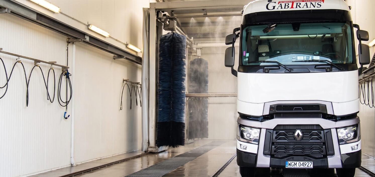Truck wash